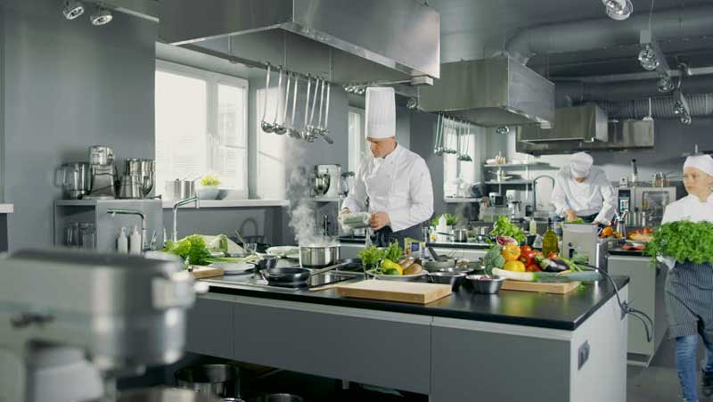 عوامل عملکرد صحیح یک آشپزخانه صنعتی