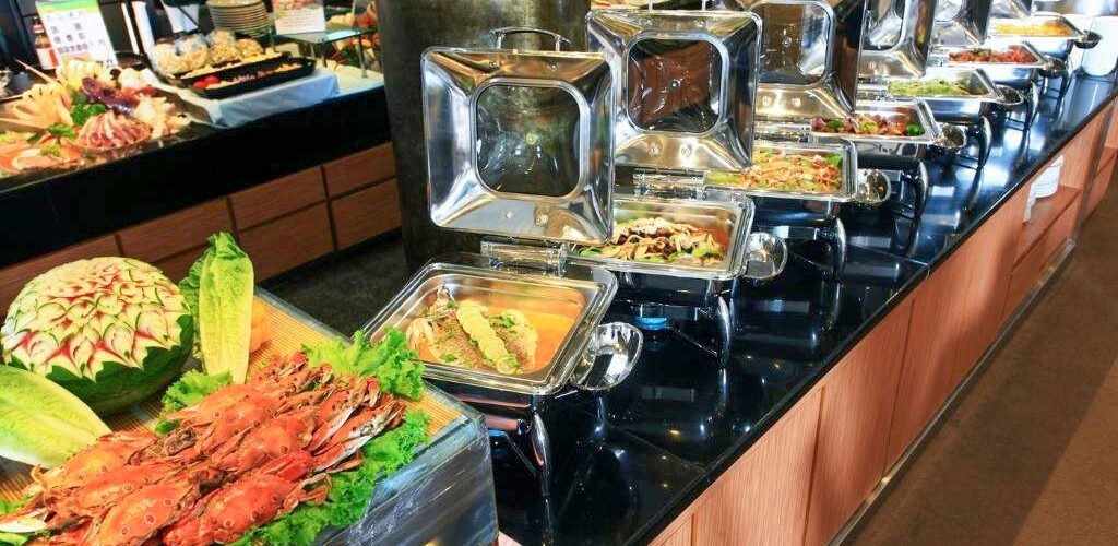 معرفی و بررسی بهترین فست فودها و رستوران‌های بوفه و سلف سرویس نامحدود تهران