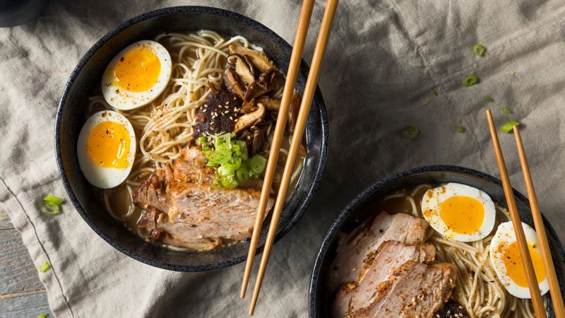 سوپ تونکوتسو رامن از ژاپن (Tonkotsu Ramen | Japan)