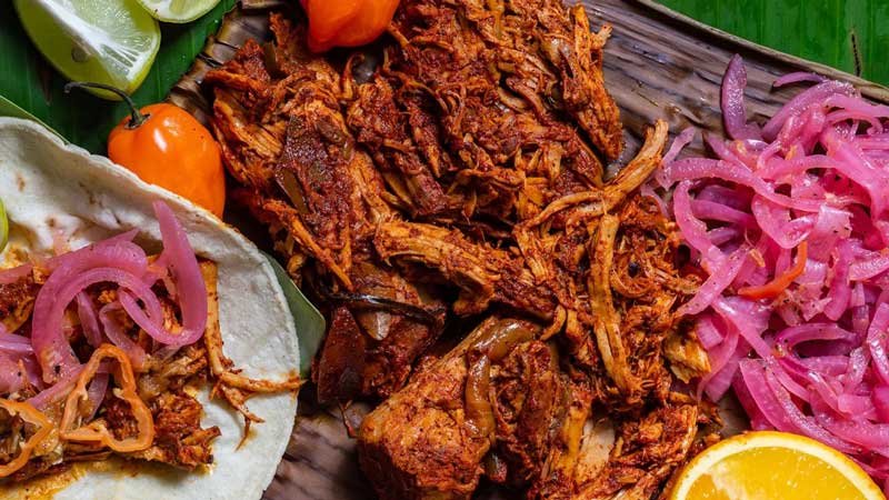کوچینیتا پیبیل (Cochinita Pibil)